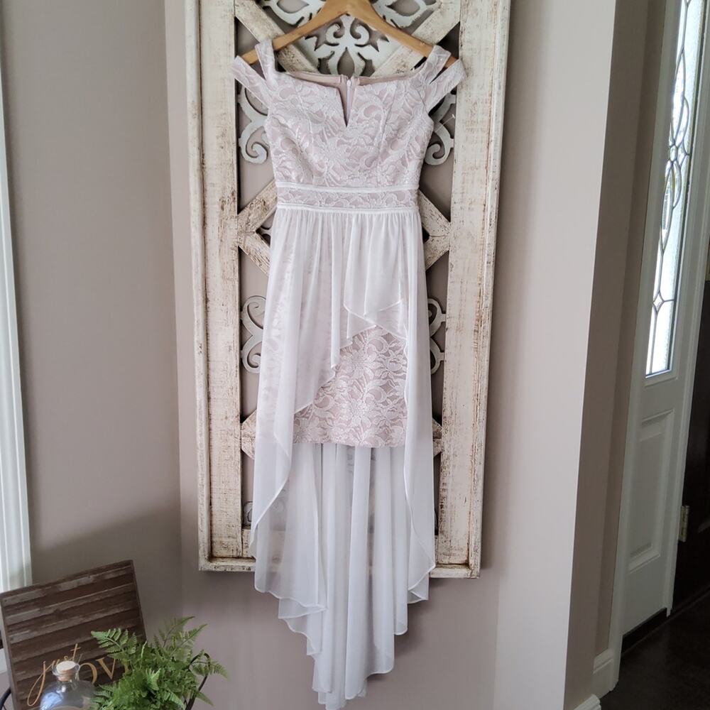 Morgan & Co Ivory Nude Gold Lace Off Shoulder High Low Gown Dress 0 NWT